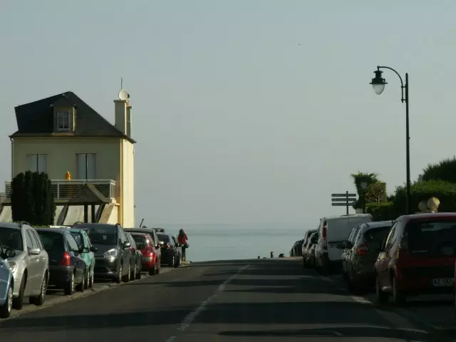 Arromanches-Les-Bains (c) Voyagemedia - RRinnau